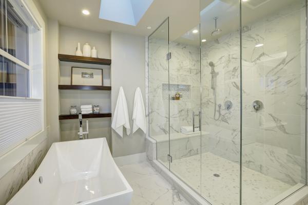 Glass showers Glass showers